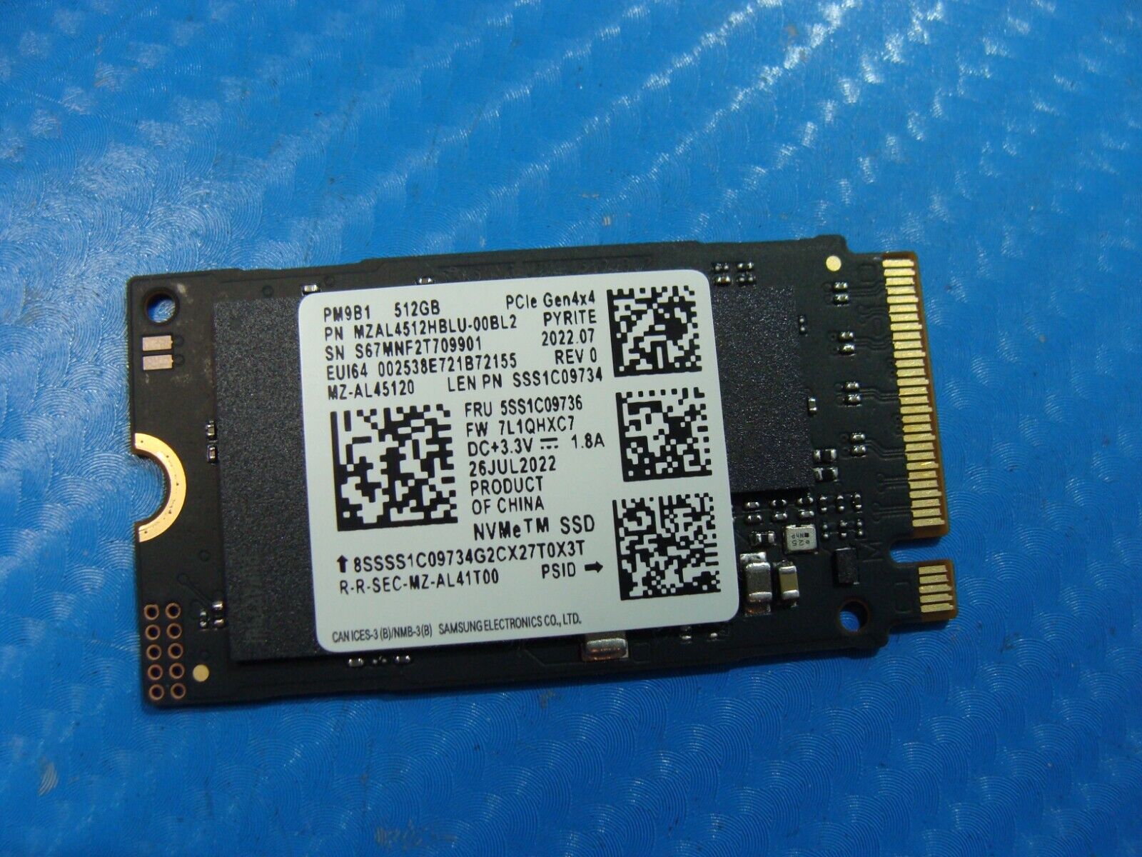 Lenovo 14IAU7 Samsung 512GB NVMe M.2 SSD Solid State Drive MZAL4512HBLU-00BL2
