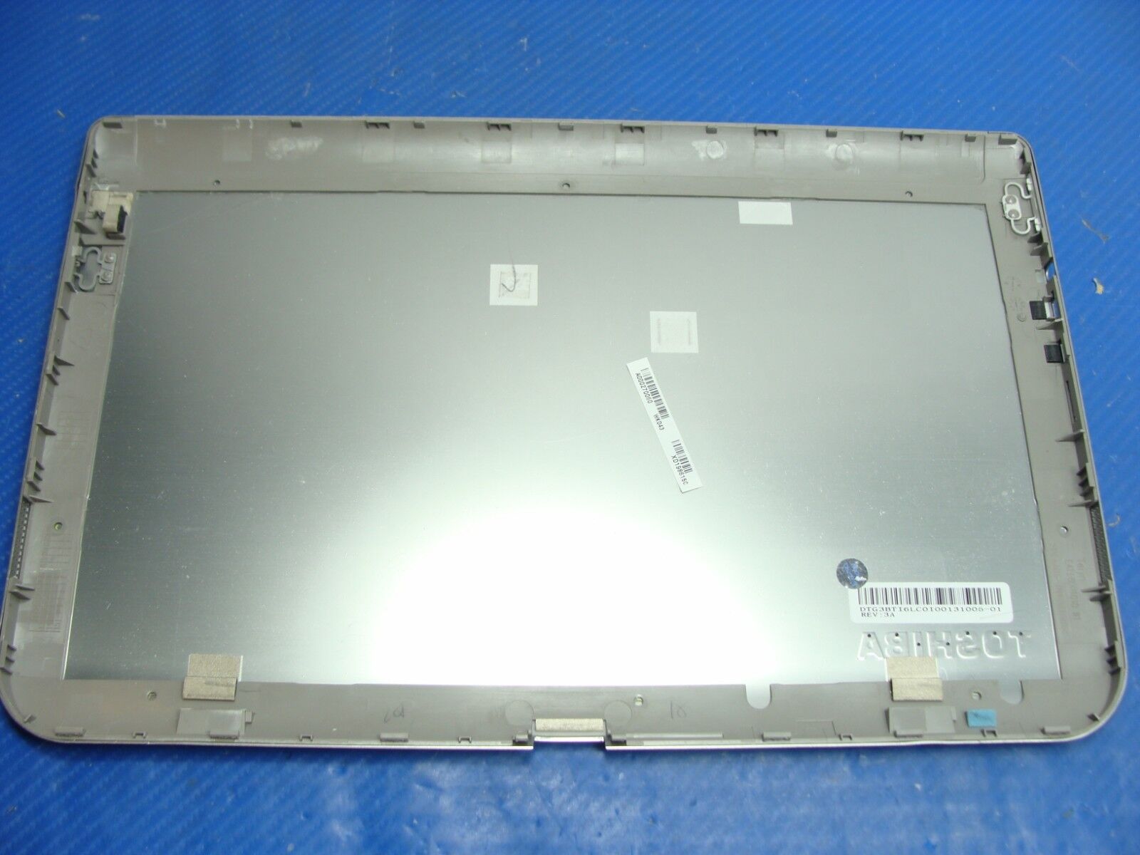 Toshiba Satellite Click 13.3 W35Dt-A3300 Genuine LCD Back Cover A000270060