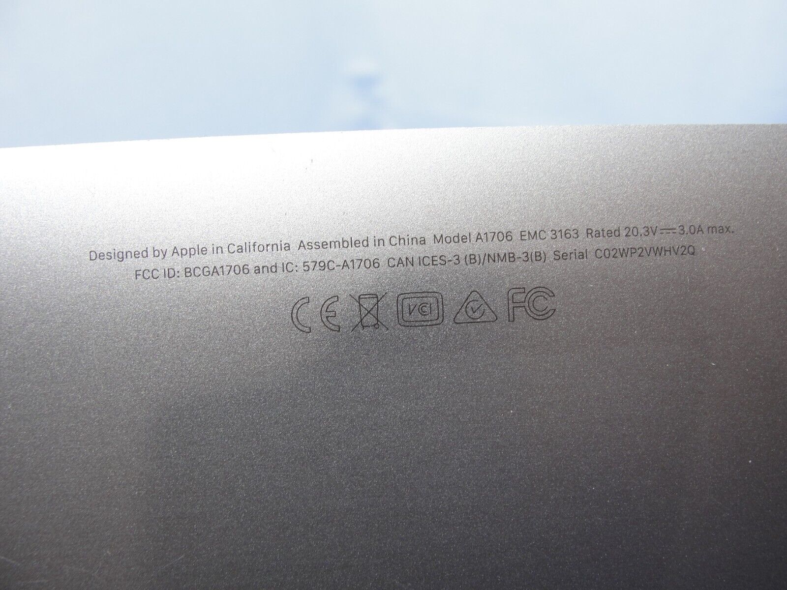 MacBook Pro A1706 13