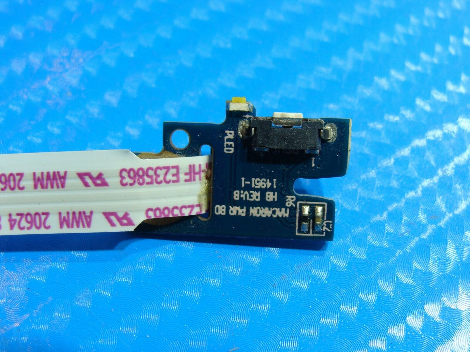 HP Pavilion x360 13-s120nr 13.3