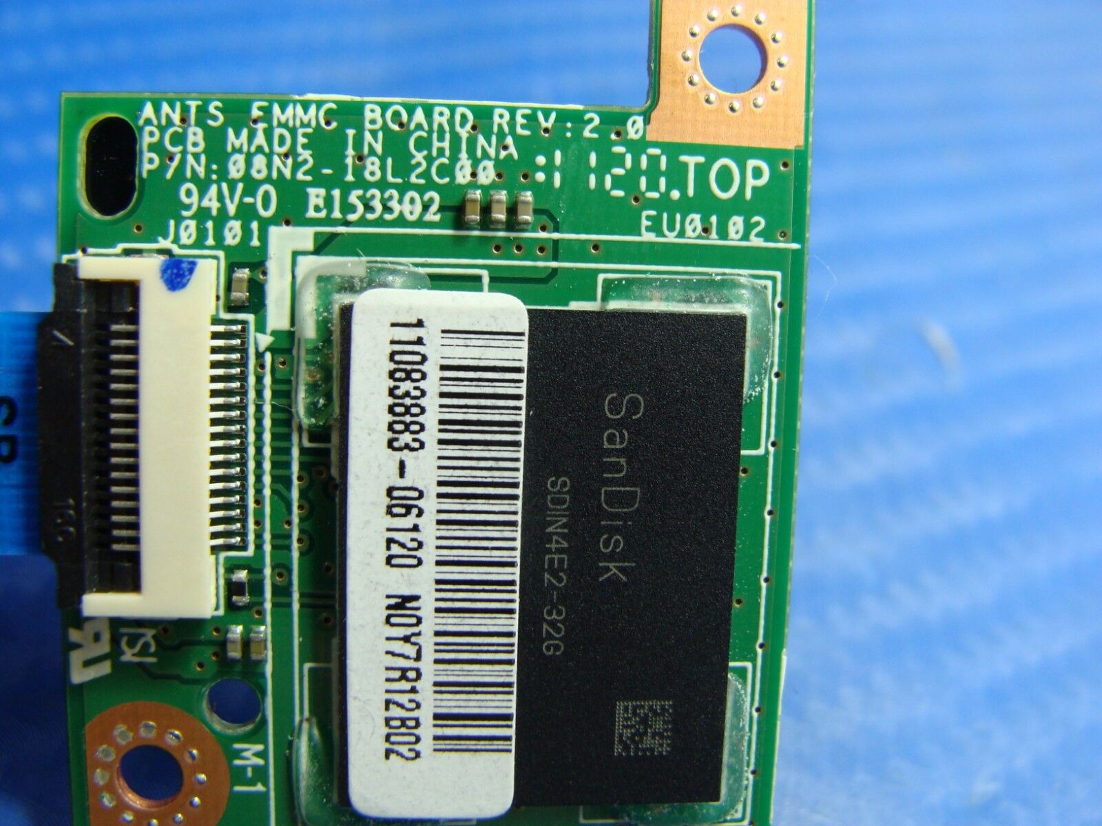 Toshiba Thrive AT105-T1032 10.1