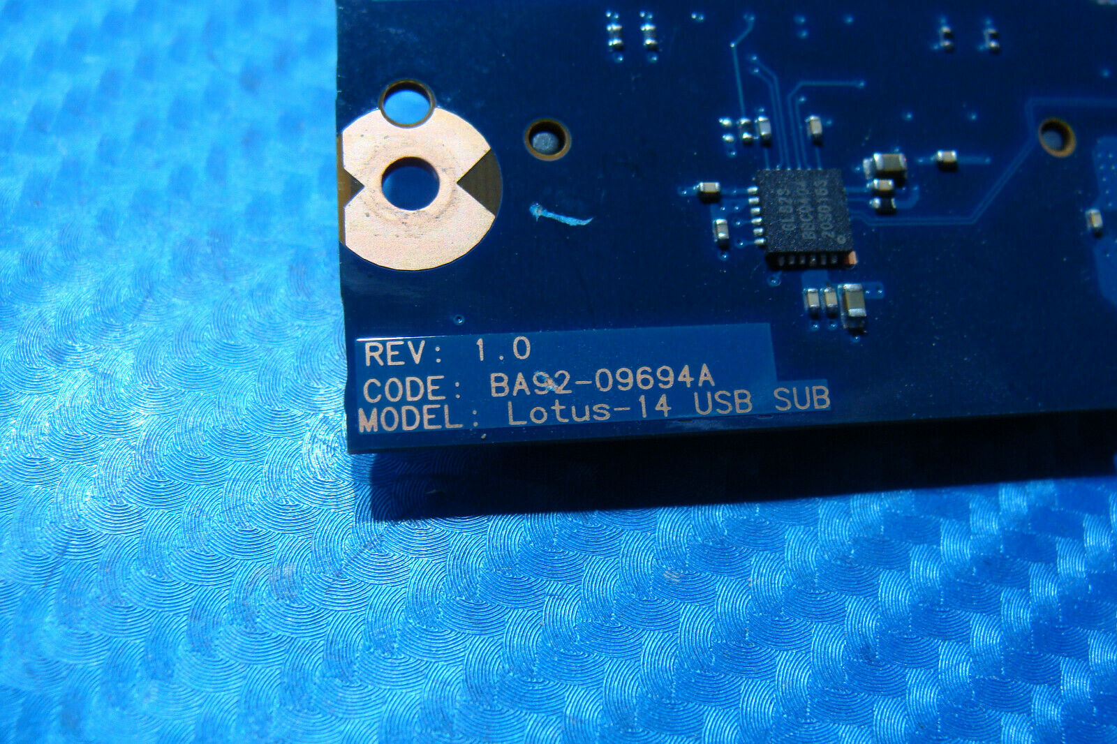 Samsung NP530U4BL 14