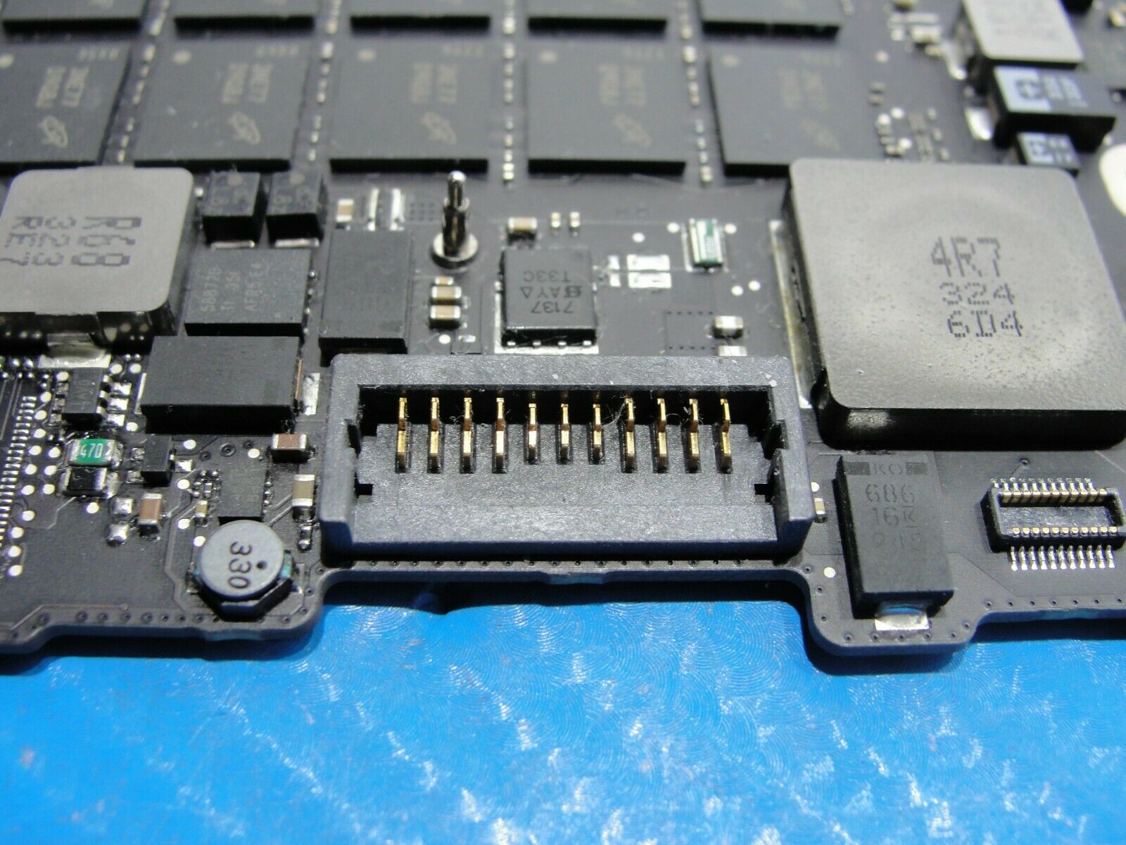 MacBook Pro A1398 15