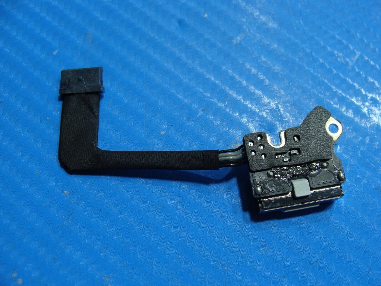 MacBook Pro A1502 13