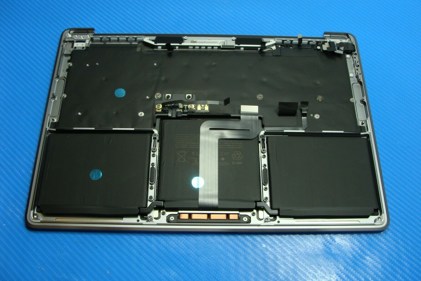 MacBook Pro A2338 13
