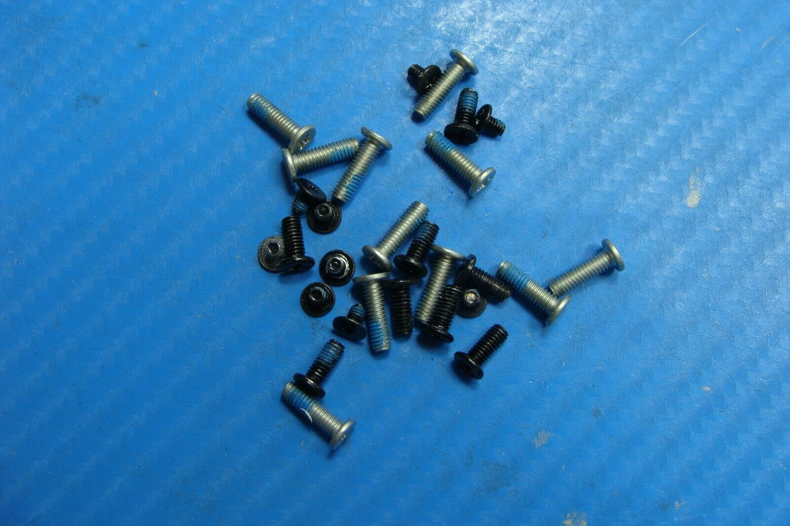 HP Pavilion 15-da0012dx 15.6