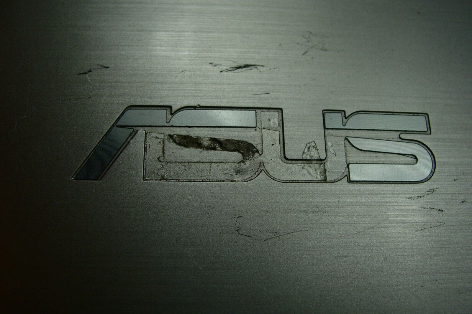 Asus F556UA-AB54 15.6