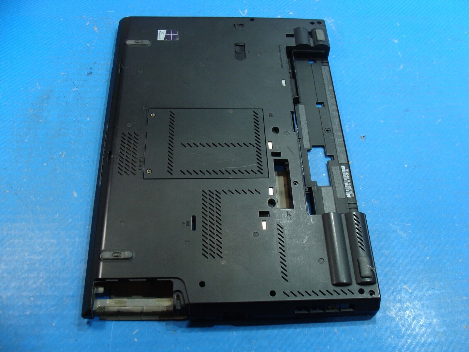 Lenovo ThinkPad 14” T430 Genuine Laptop Bottom Case w/Cover Door Black 0B38909