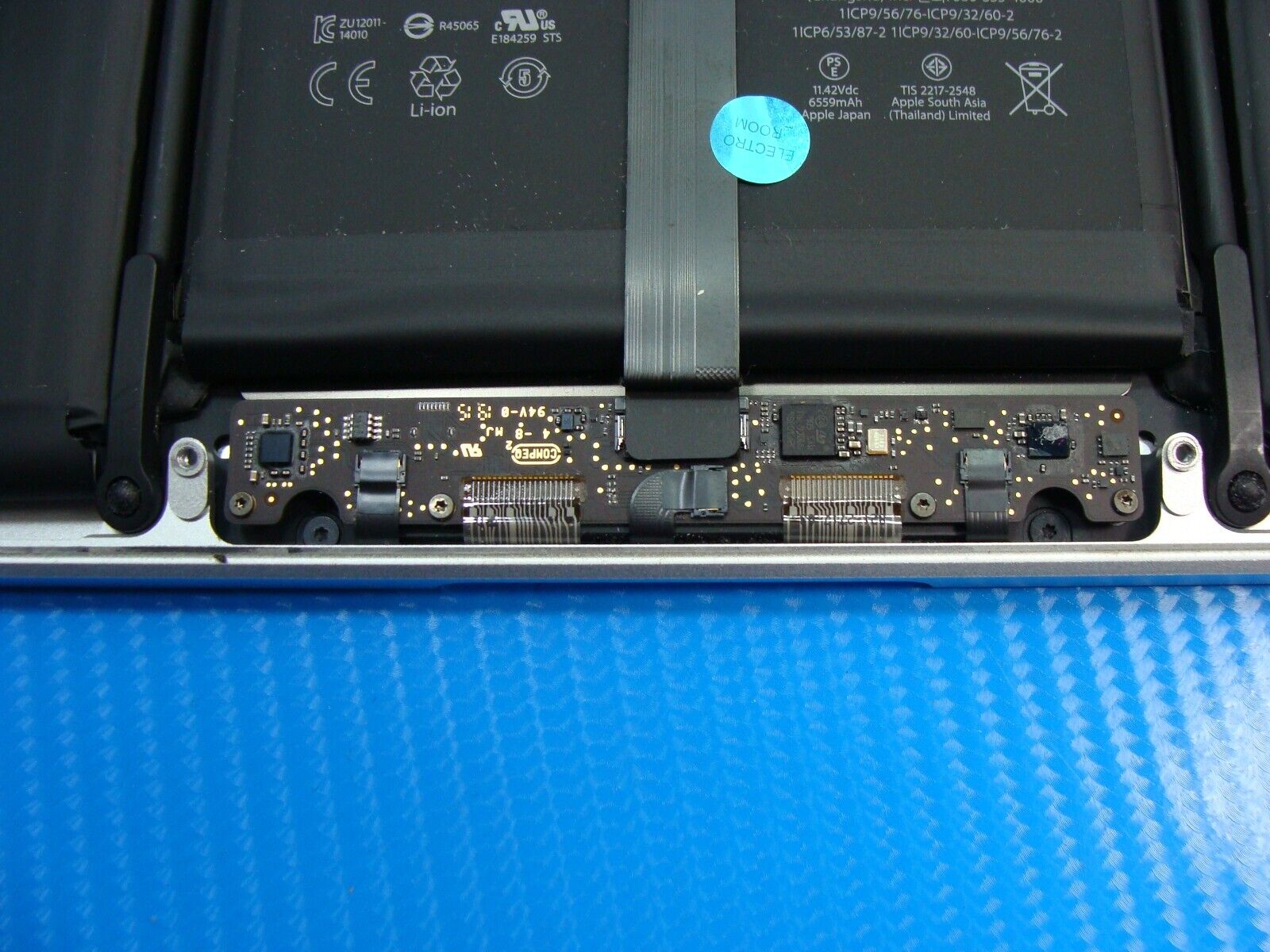 MacBook Pro A1502 2015 MF839LL/A MF840LL/A 13 OEM Top Case w/Battery 661-02361