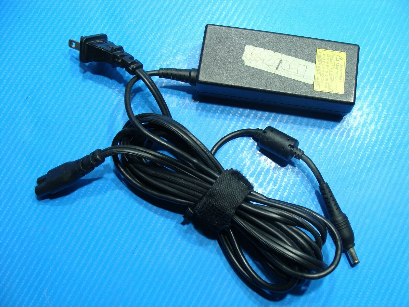 Genuine Toshiba AC Power Adapter Charger P/N PA3714U-1ACA 19V 3.42A TIP1.7*5.5mm 