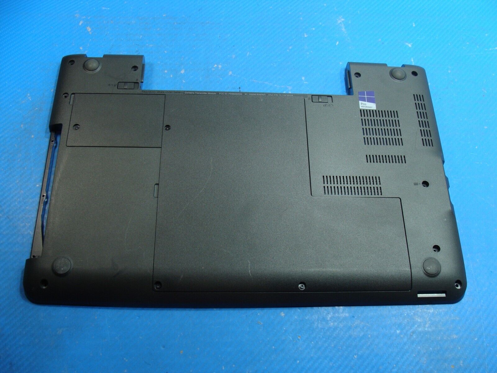 Lenovo ThinkPad 15.6” E560 OEM Laptop Bottom Base Case w/Cover Doors & Speakers