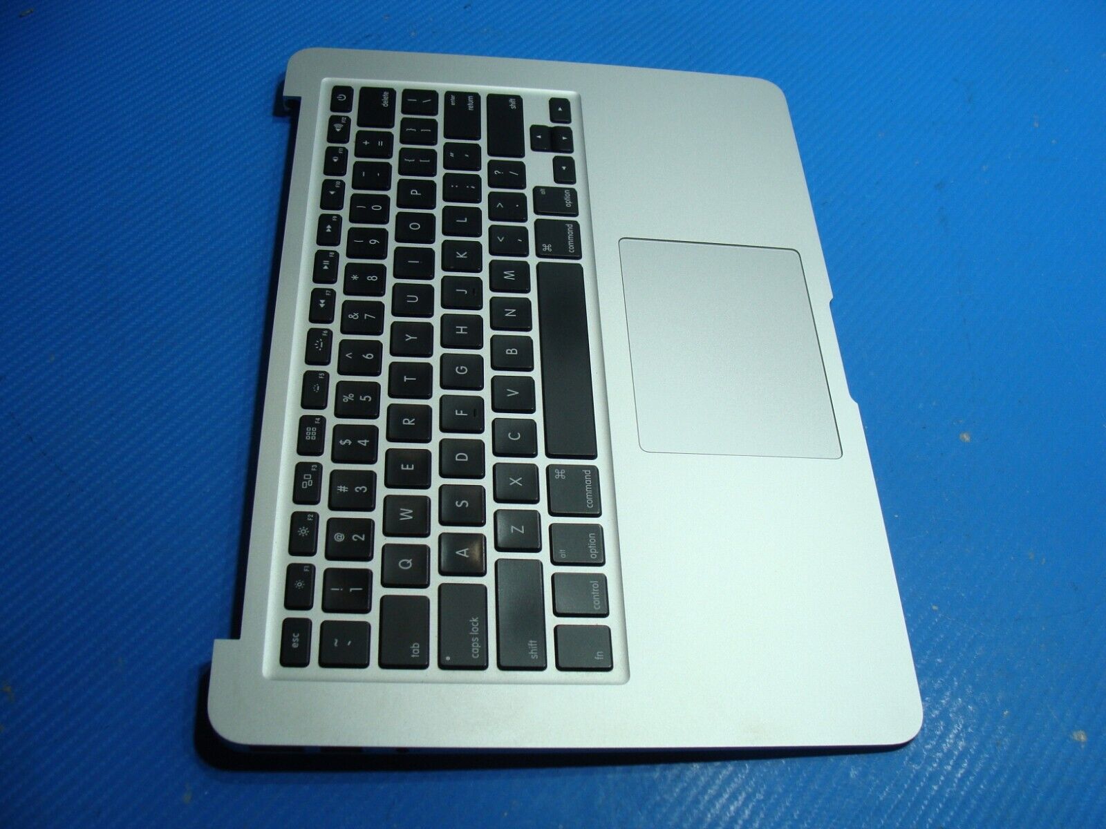 MacBook Air A1466 2015 MJVE2LL/A 13