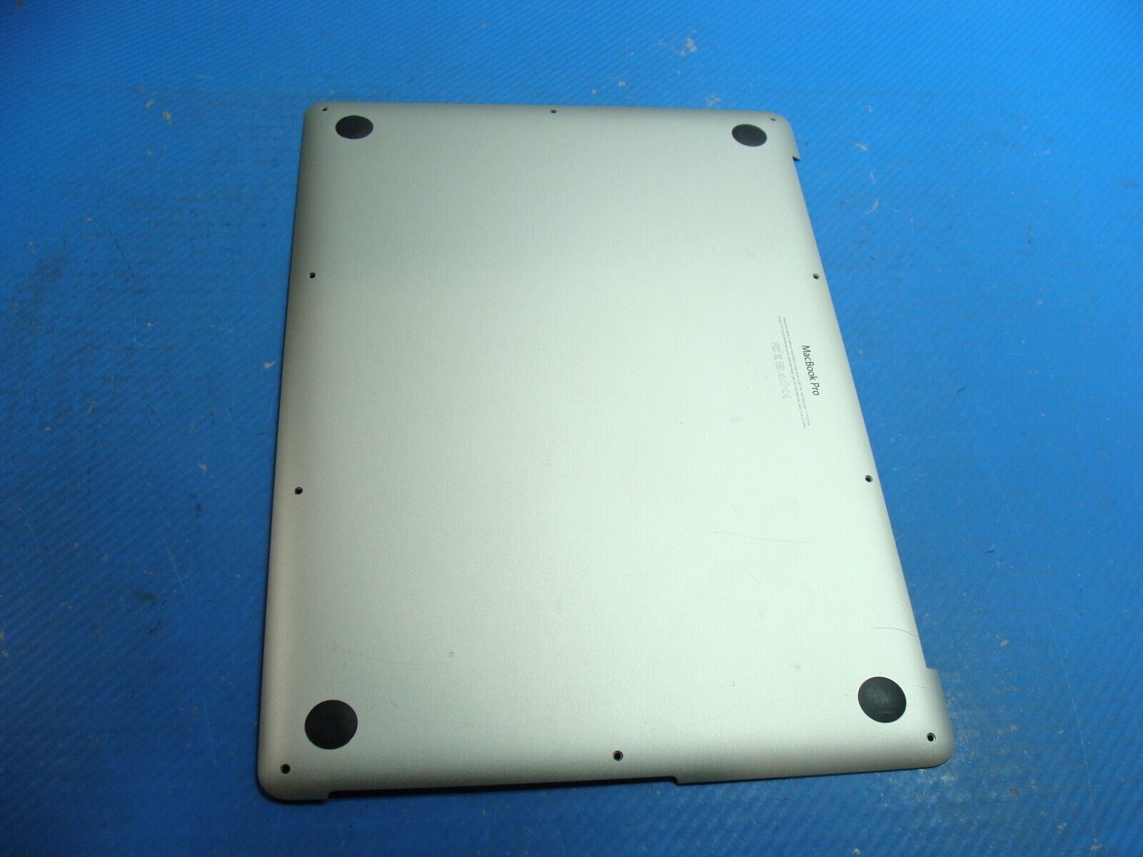 MacBook Pro A1398 15 2015 MJLT2LL/A Bottom Case 923-00544