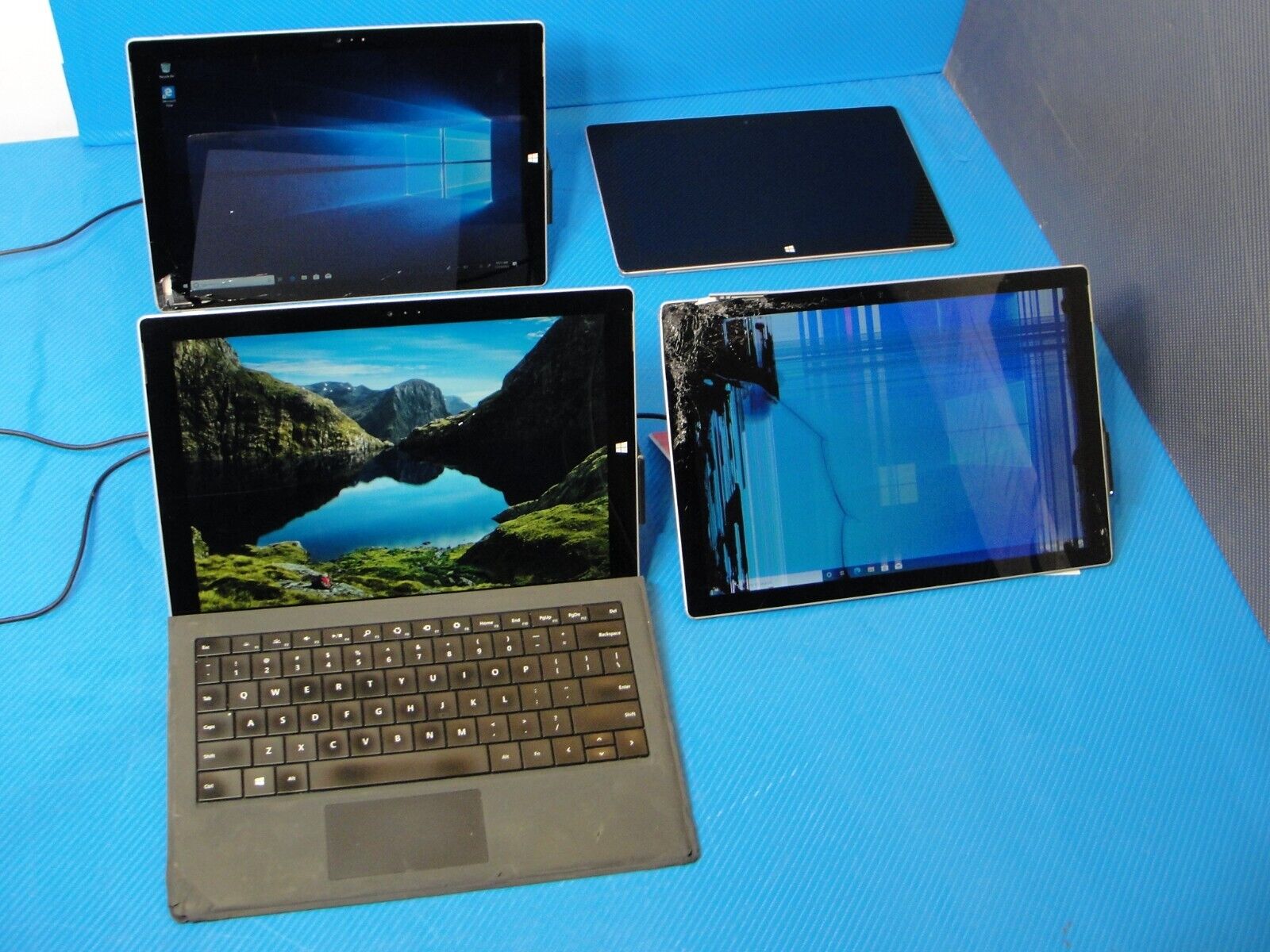 Lot of 4 Microsoft Surface Pro 5, 3 tablets / Parts Repair AS IS /#2