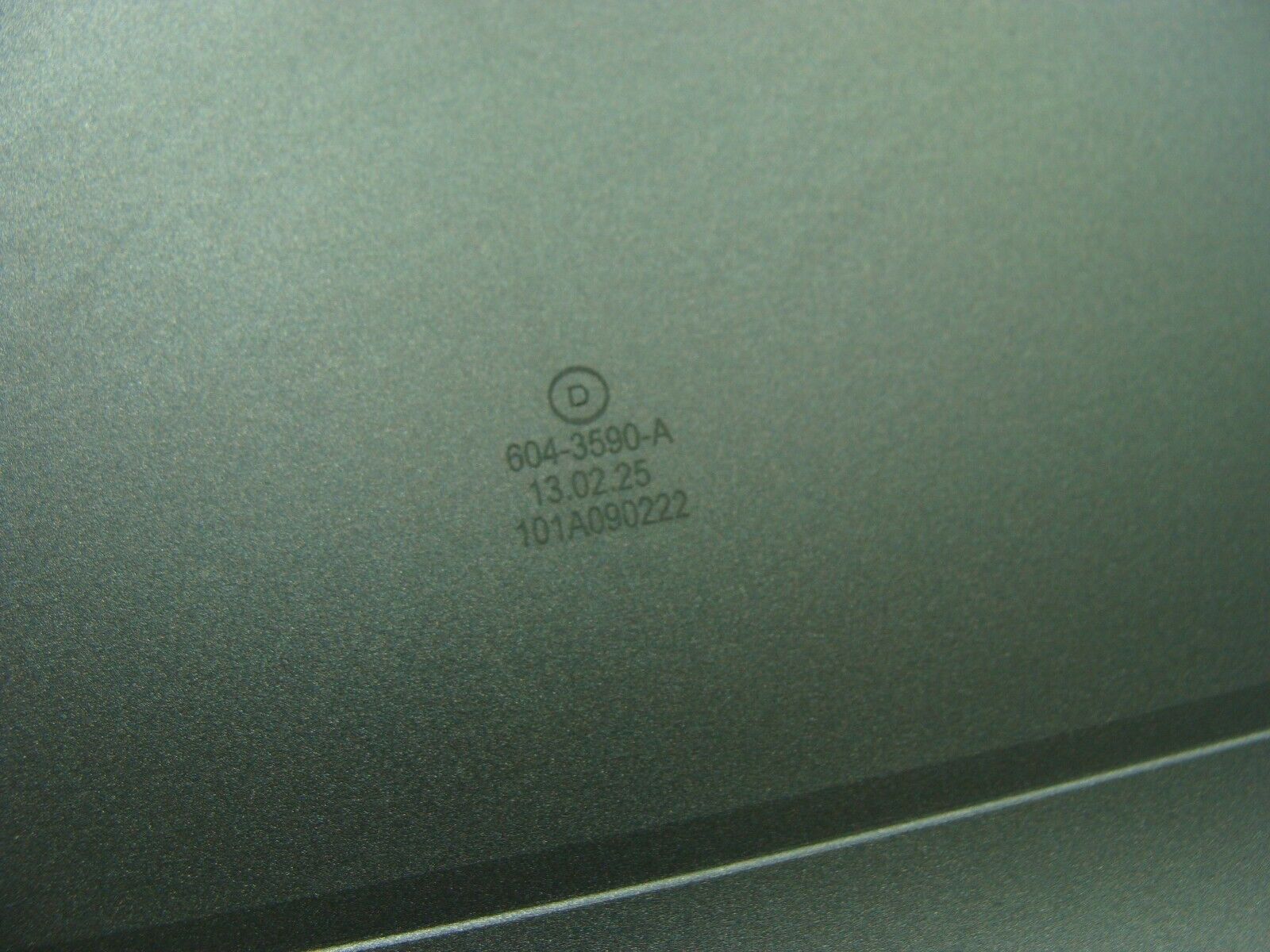 MacBook Pro A1398 15 Early 2013 ME665LL/A Bottom Case Silver 923-0090