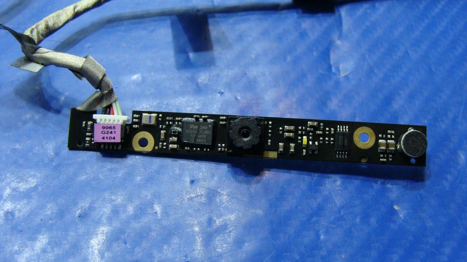 Lenovo IdeaCentre A700 AIO 23