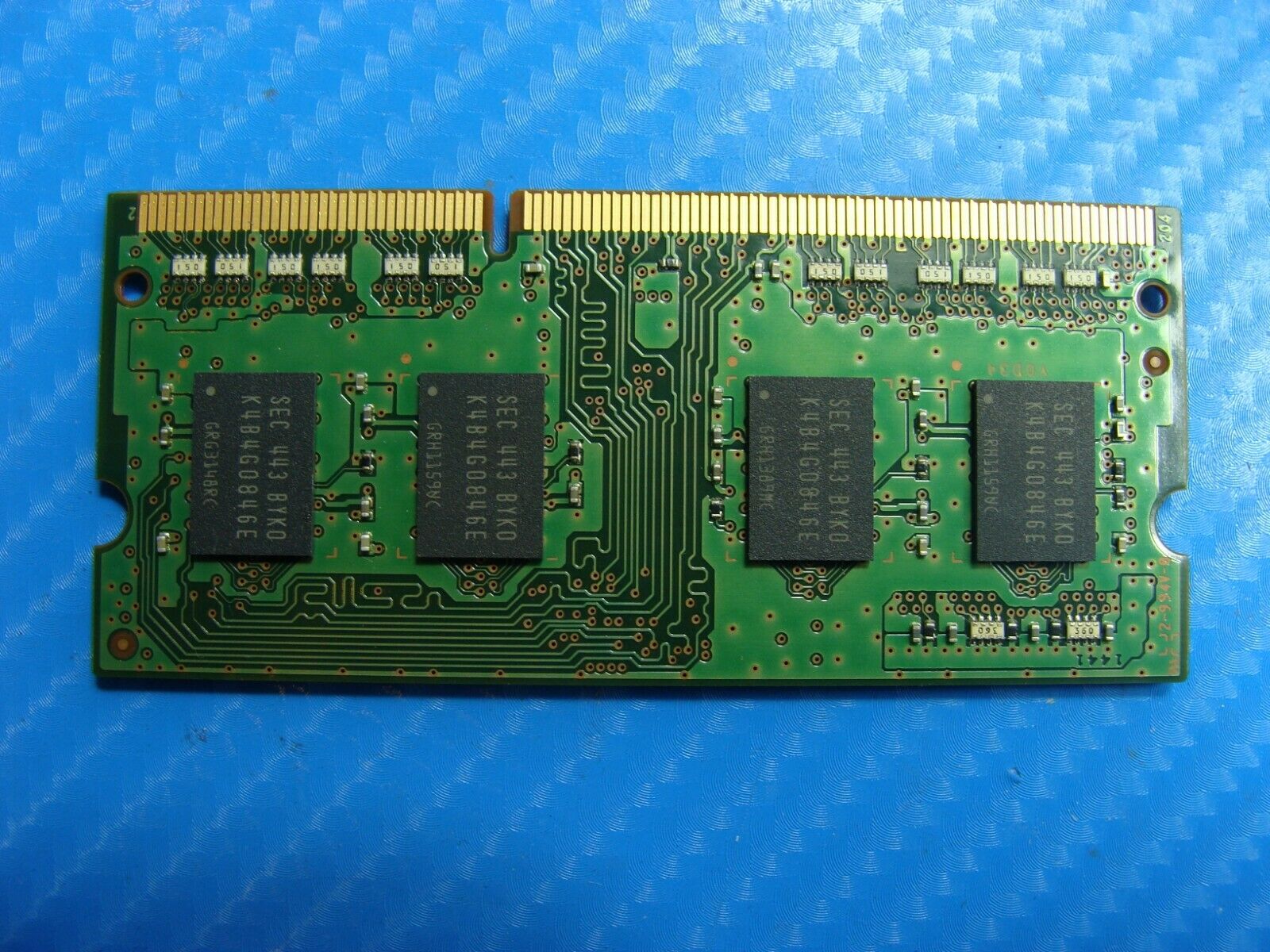 Alienware 17 SO-DIMM Samsung 4GB Memory PC3L-12800S-11-13-B4 M471B5173EB0-YK0 