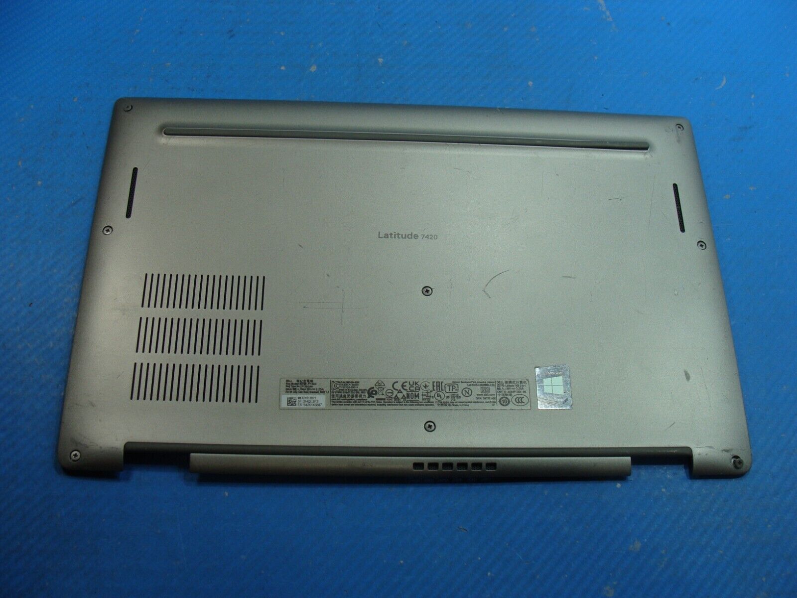 Dell Latitude 14” 14 7420 OEM Laptop Bottom Case Base Cover V987T AM30S000233
