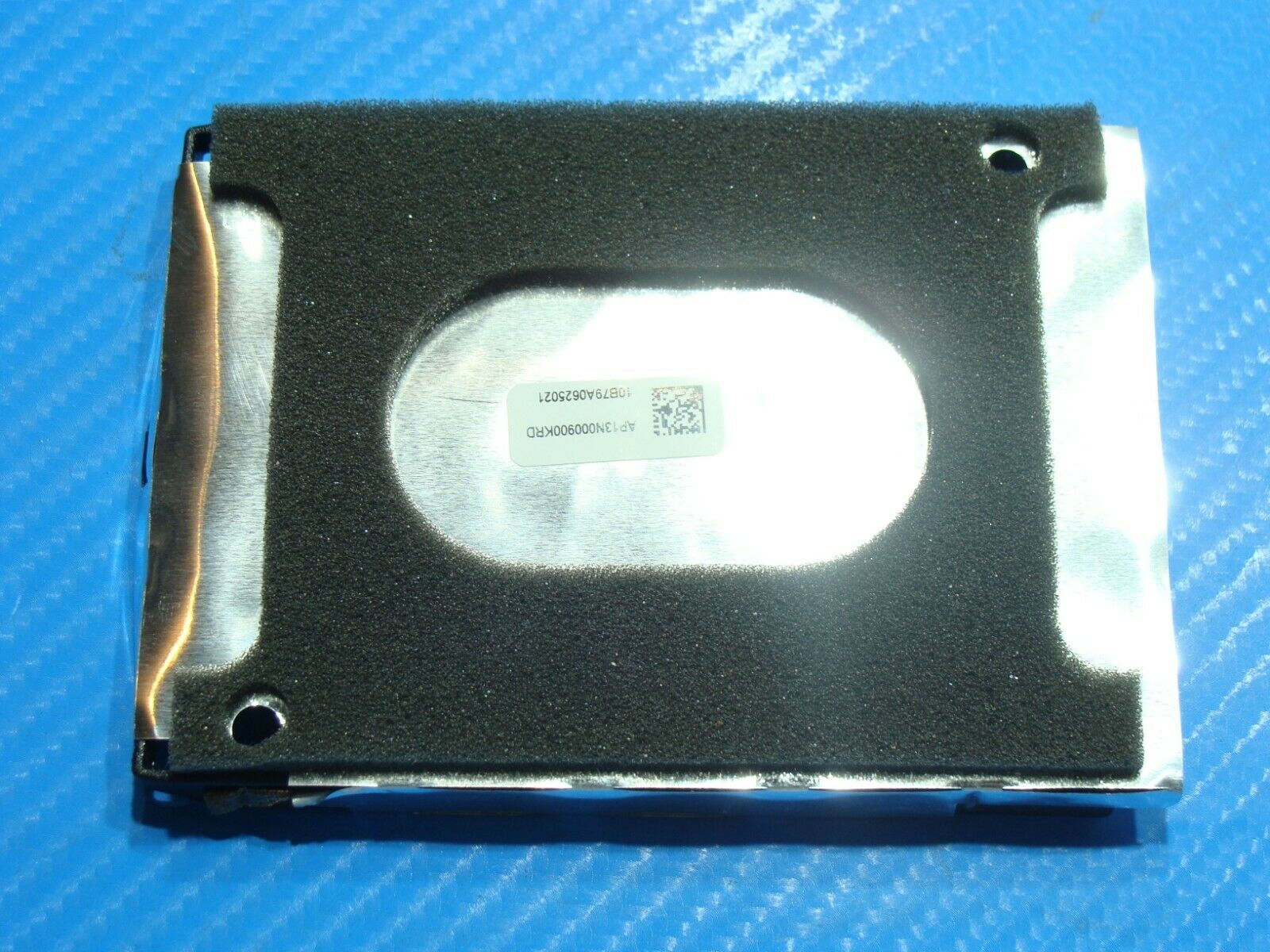 Lenovo IdeaPad 320-15IKB 81BG 15.6