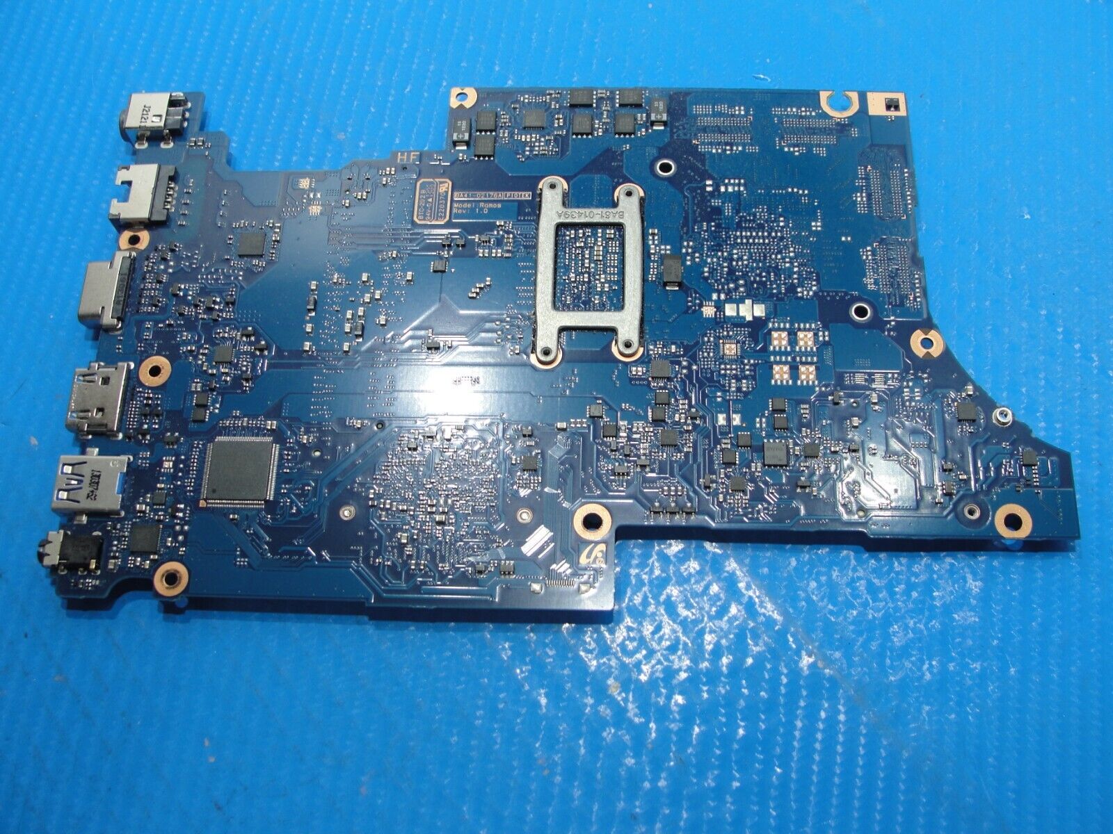 Samsung NP510R5E-A01UB 15.6