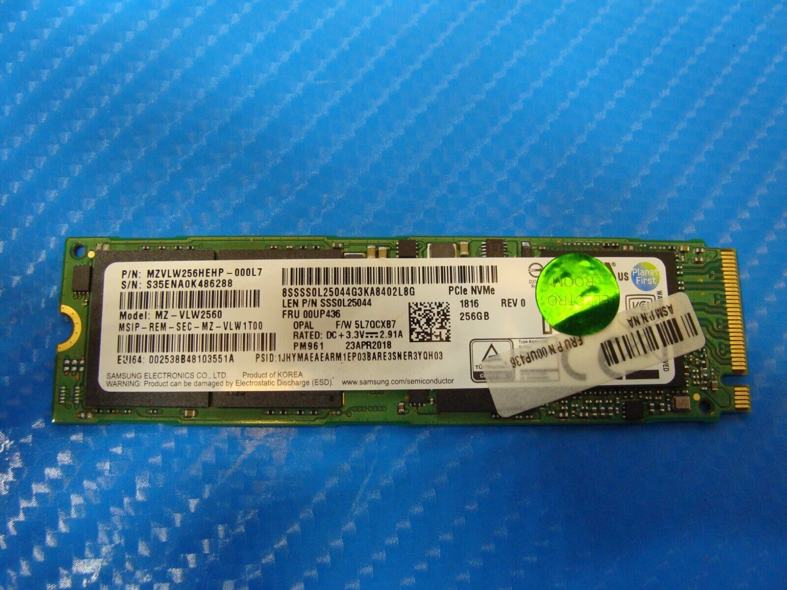 Lenovo E570 256GB SSD NVMe M.2 Solid State Drive 00UP436 SSS0L25044