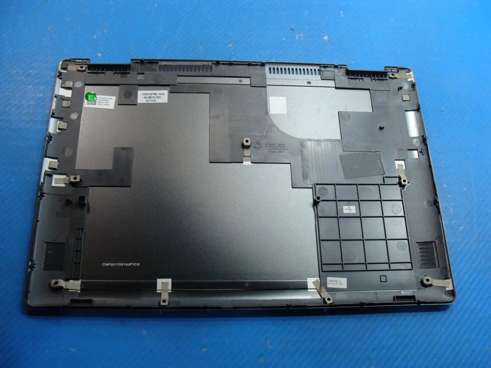 Dell Latitude 3379 13.3
