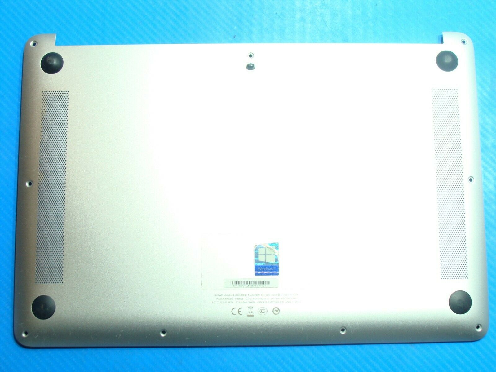 Huawei MateBook KPL-W00 14