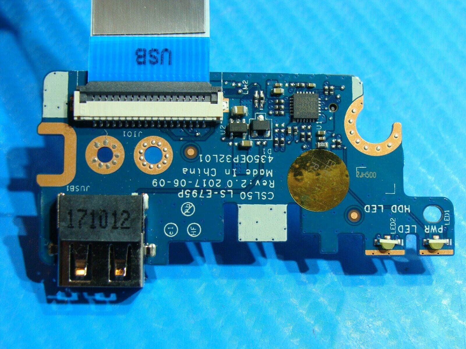 HP Notebook 15-bs033cl 15.6