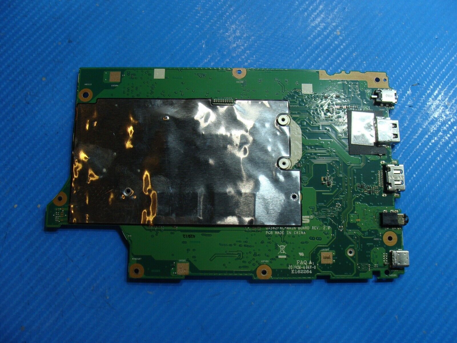 Asus ZenBook Q526FA 15.6