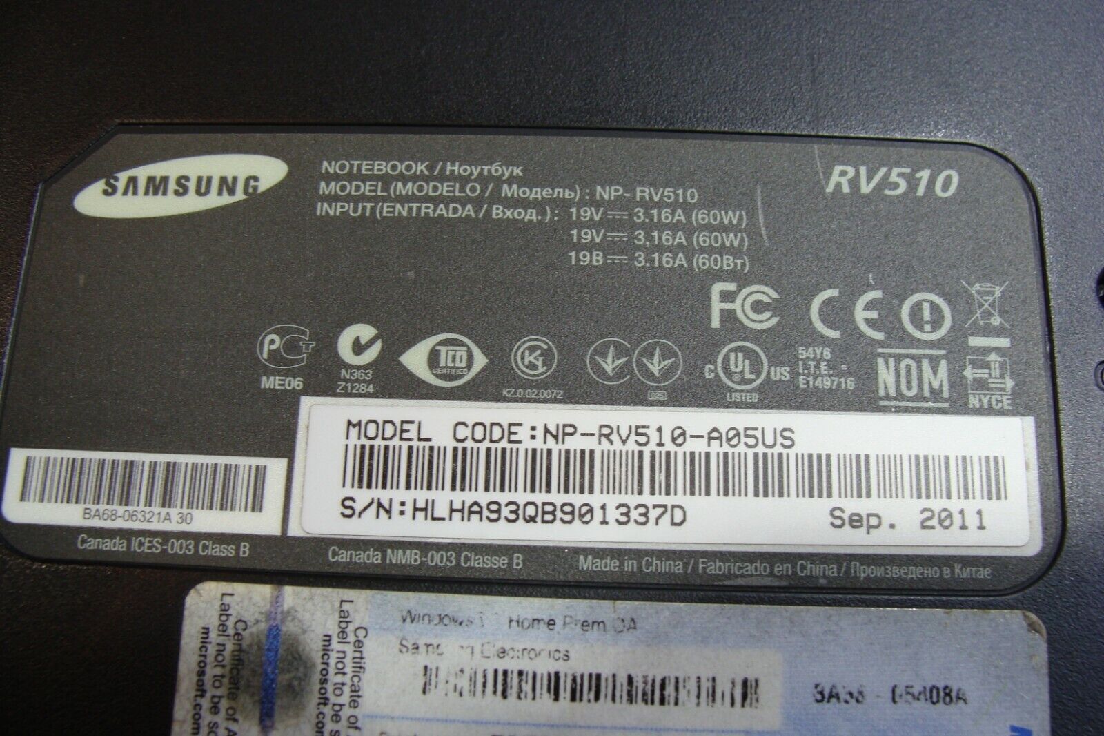 Samsung NP-RV510-A05US 15.6 Genuine Bottom Base Case w/Cover Doors BA81-11215A