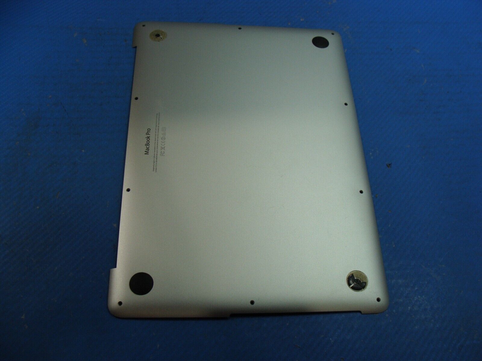 MacBook Pro A1502 13 Mid 2014 MGX72LL/A Bottom Case Housing 923-00108