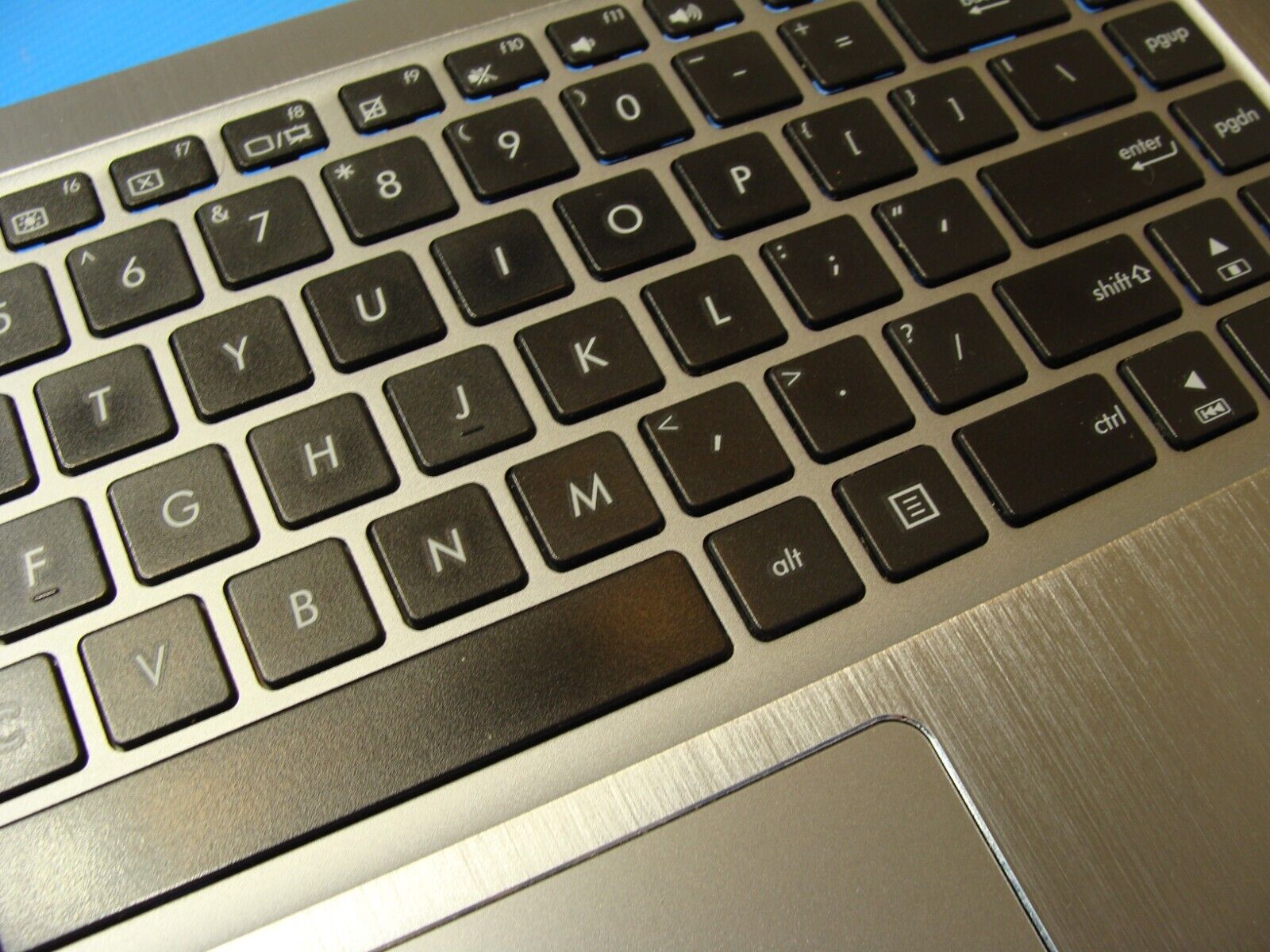 Asus VivoBook E403SA-US21 14