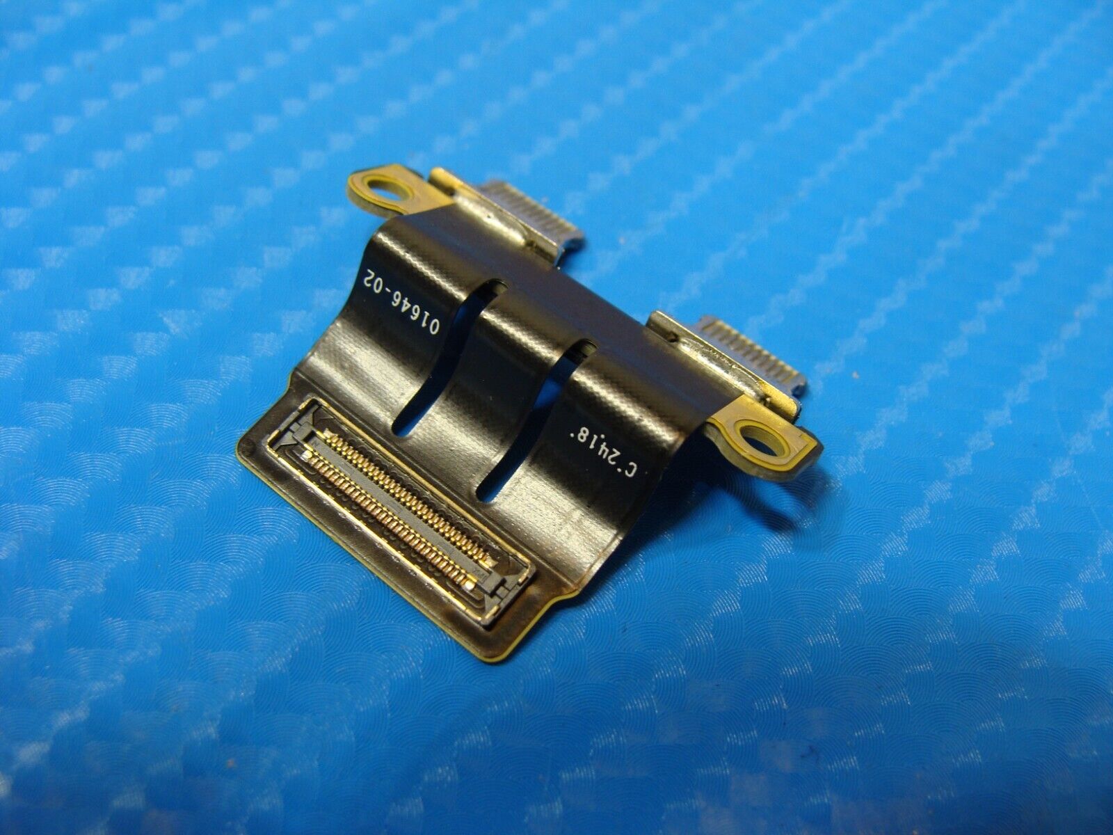 MacBook Pro A1989 13