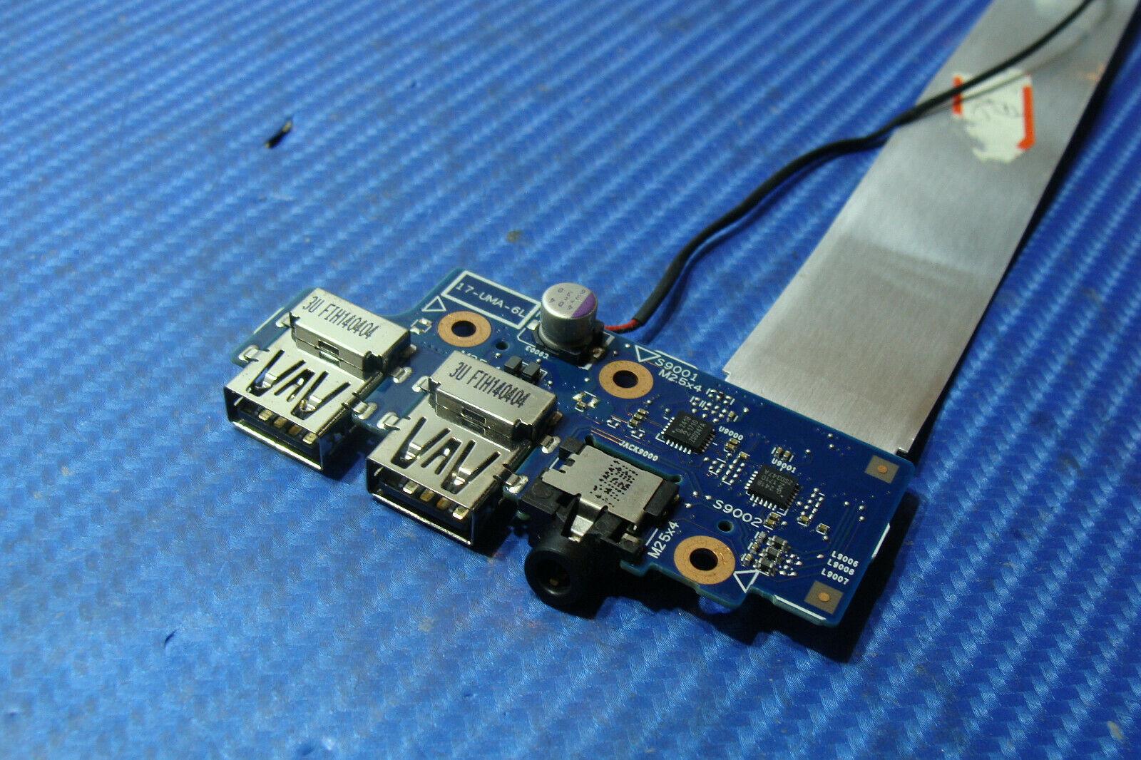 HP ENVY 17-j153cl 17.3