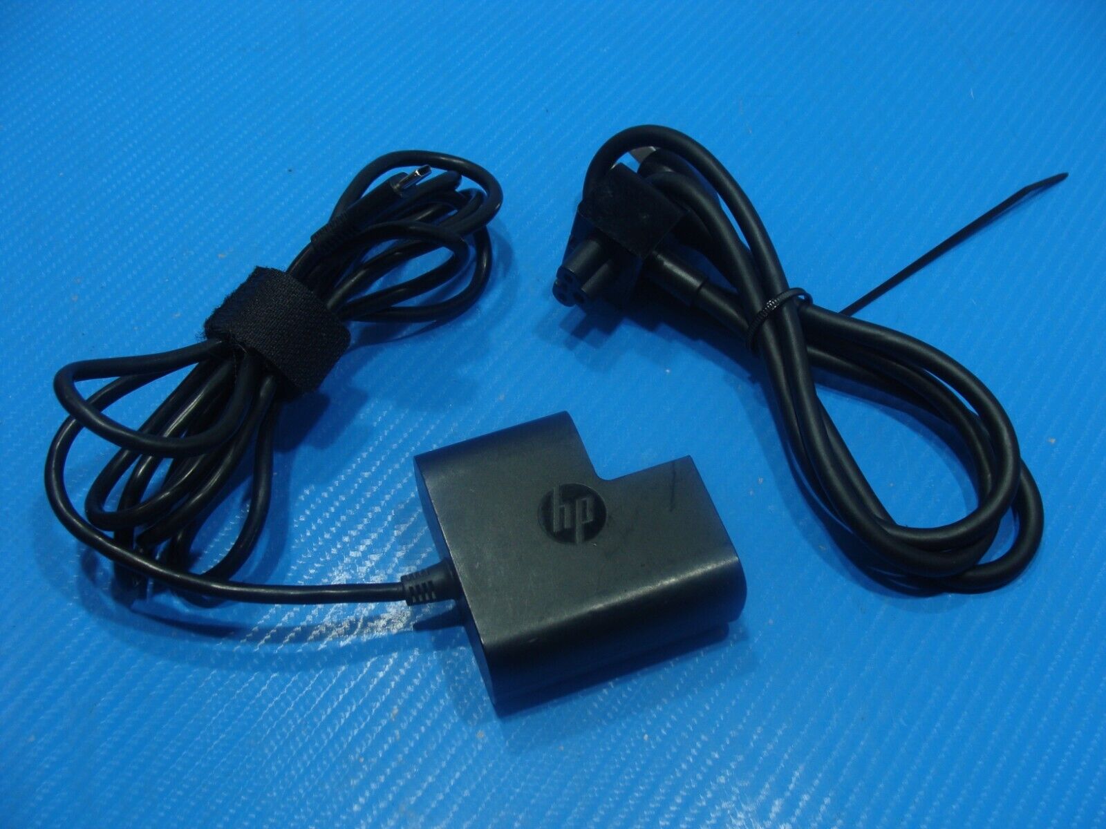 Genuine HP 45W USB-C AC Power Adapter Charger 860210-850 918338-001 TPN-LA06