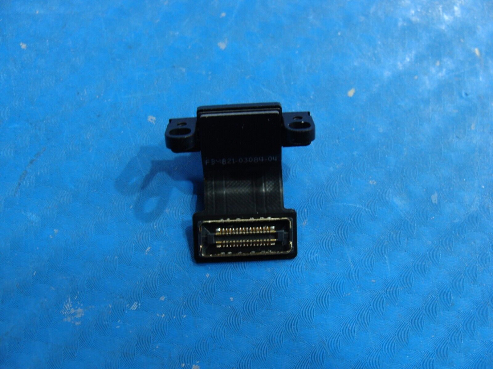 MacBook Pro A2485 16