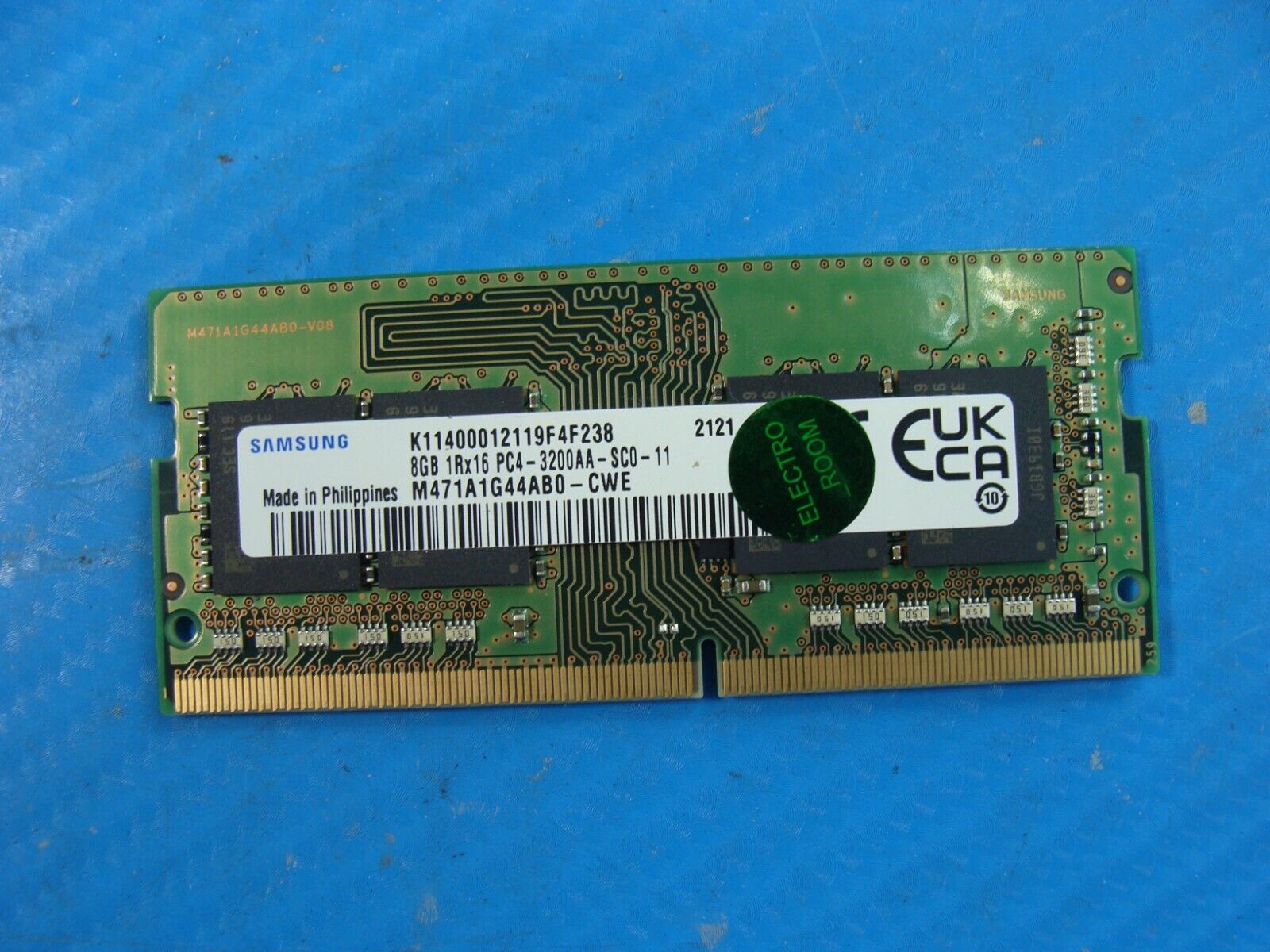 Dell 14 7415 Samsung 8GB 1Rx16 PC4-3200AA Memory RAM SO-DIMM M471A1G44AB0-CWE