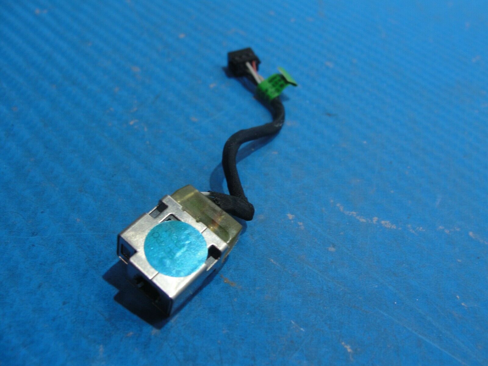 HP Pavilion 15-b119wm 15.6