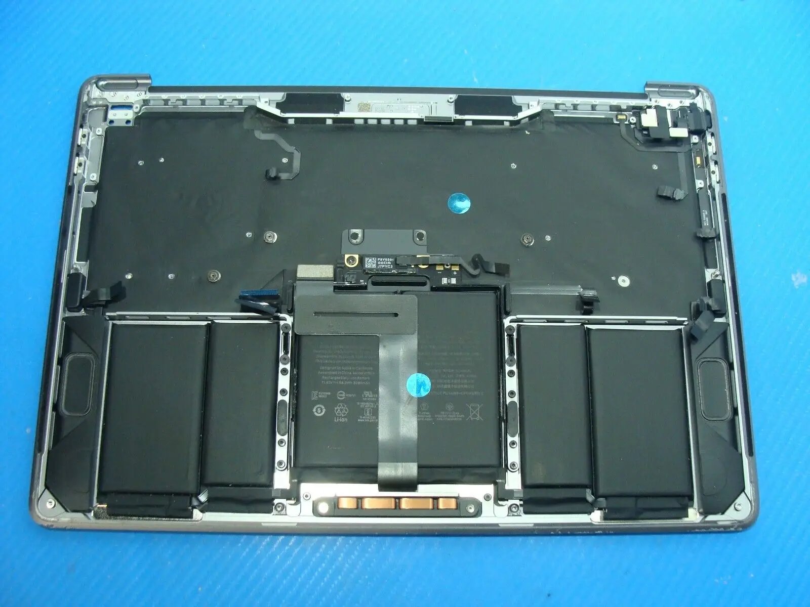 MacBook Pro A2251 2020 MWP72LL/A 13