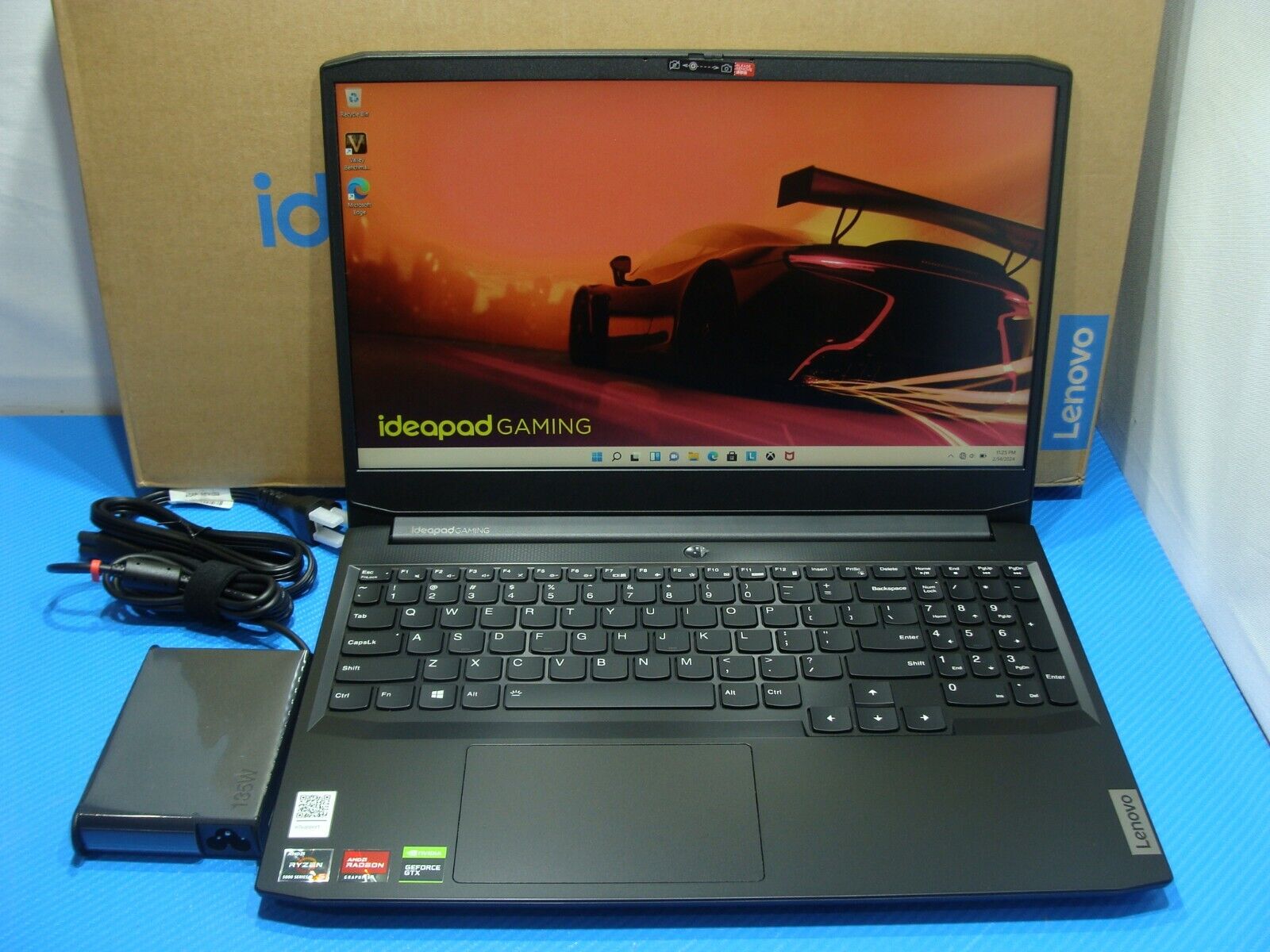 New! Lenovo IdeaPad Gaming 3-15ACH6 15.6 120Hz Ryzen 5 5600H 8GB 256GB GTX1650