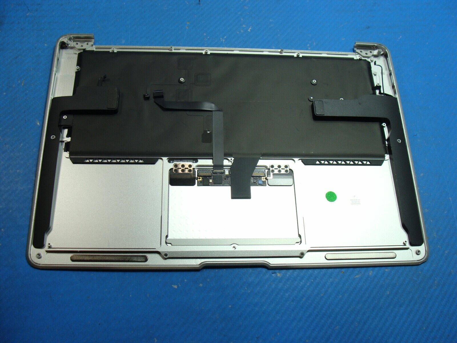 MacBook Air A1466 13 2015 MJVE2LL Top Case w/Keyboard Trackpad Silver 661-7480