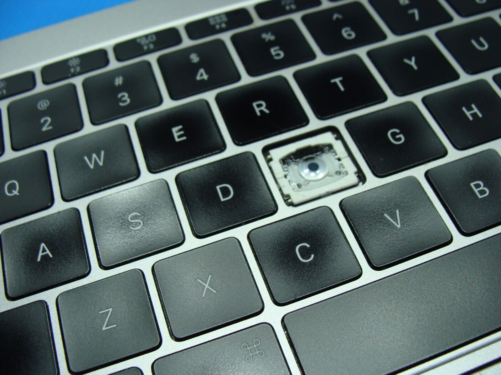 MacBook Pro A1708 2017 MPXQ2LL/A 13