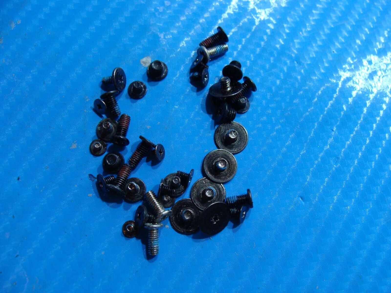 Dell Inspiron 15 5594 15.6