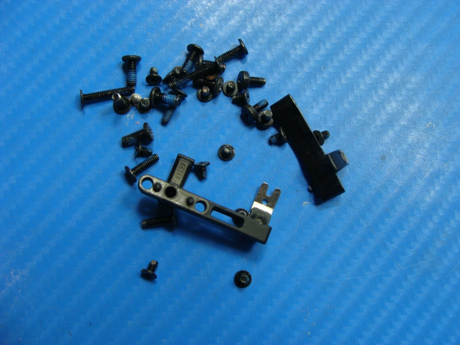 MacBook Pro A1297 MD311LL/A Late 2011 17