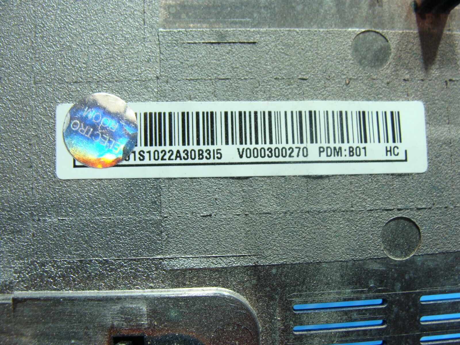 Toshiba Satellite S955-S5373 15.6