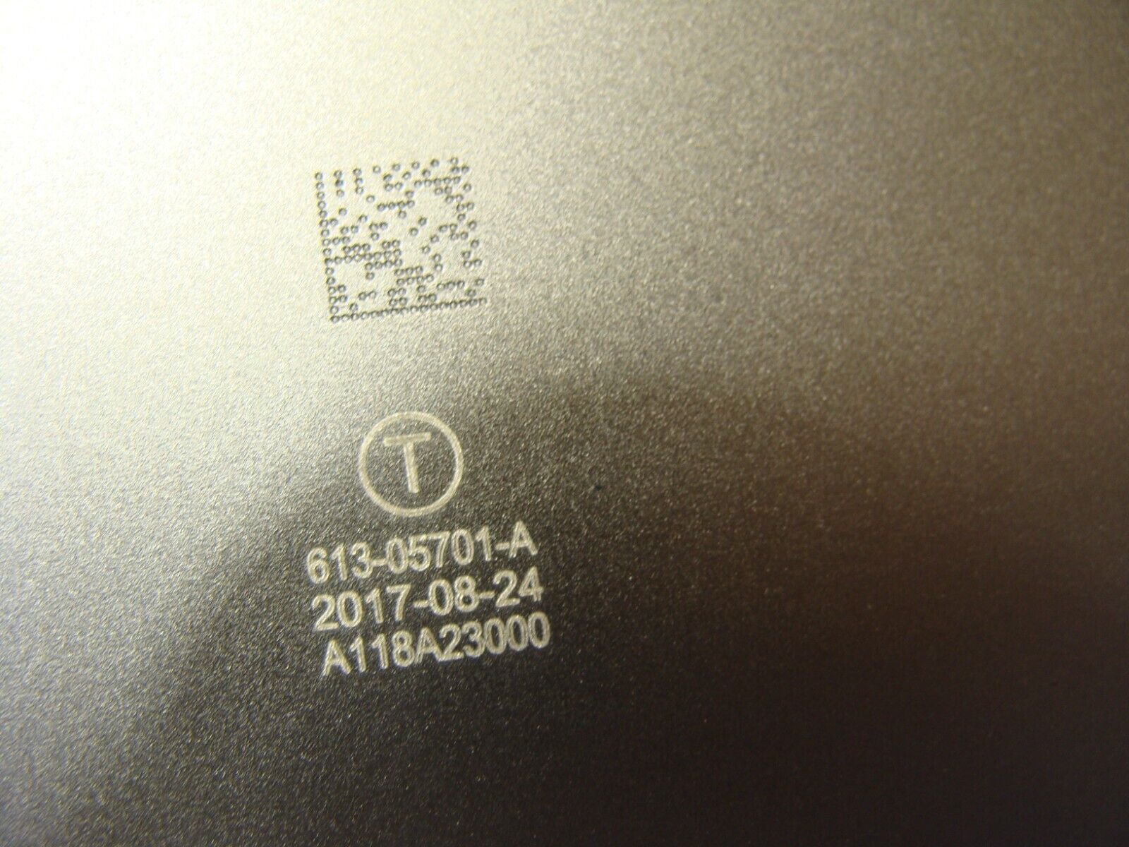 MacBook Pro A1706 13