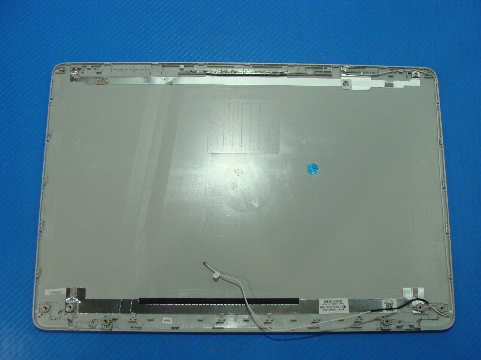 HP 15.6” 15-dw1053dx Genuine Laptop LCD Back Cover Silver L52012-001 AP2H8000100