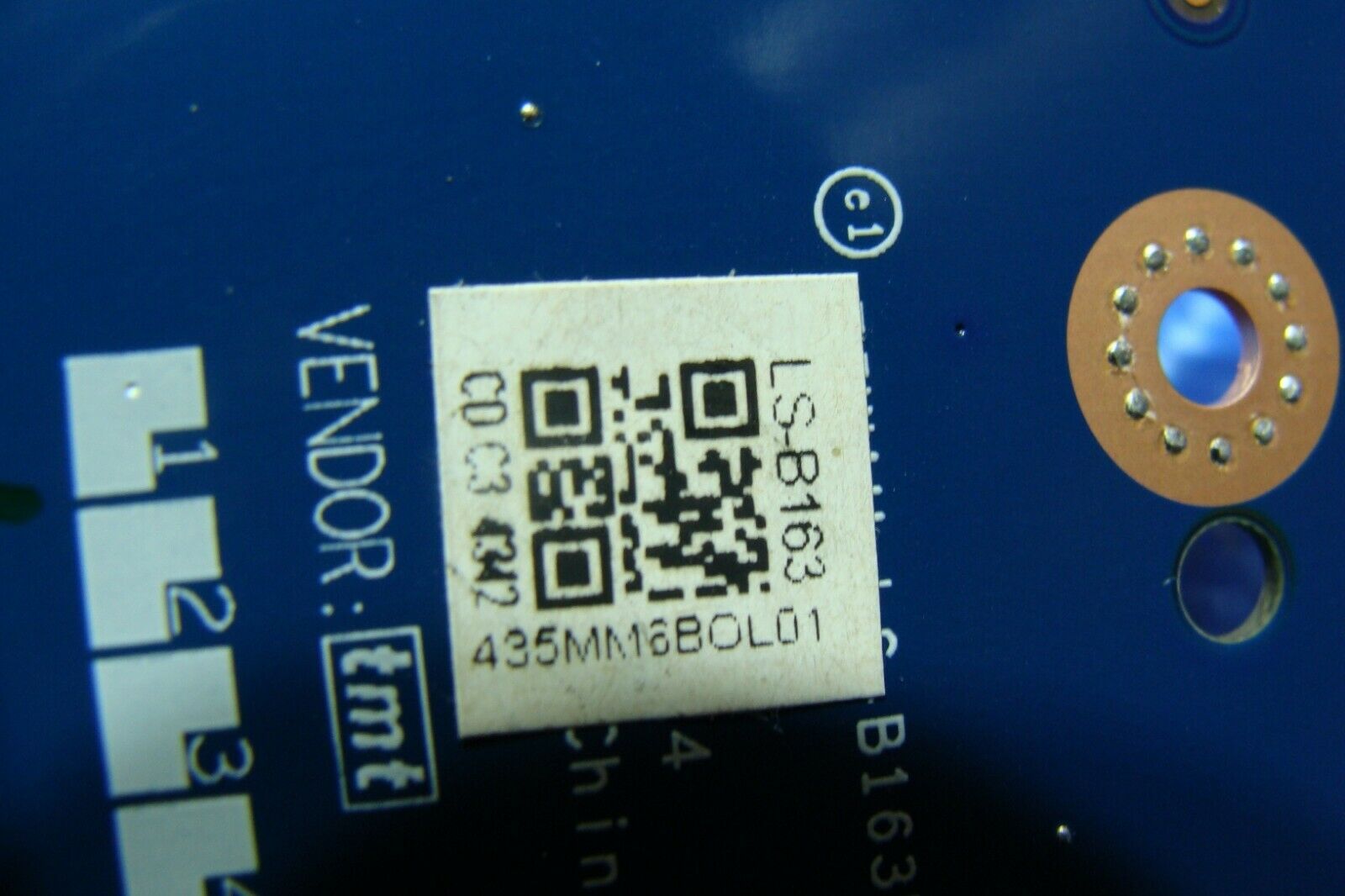 Acer Aspire E5-521-25P9 15.6